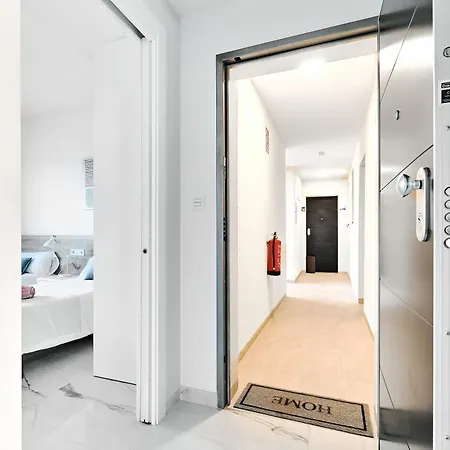 Sunrise New With Pool Appartement